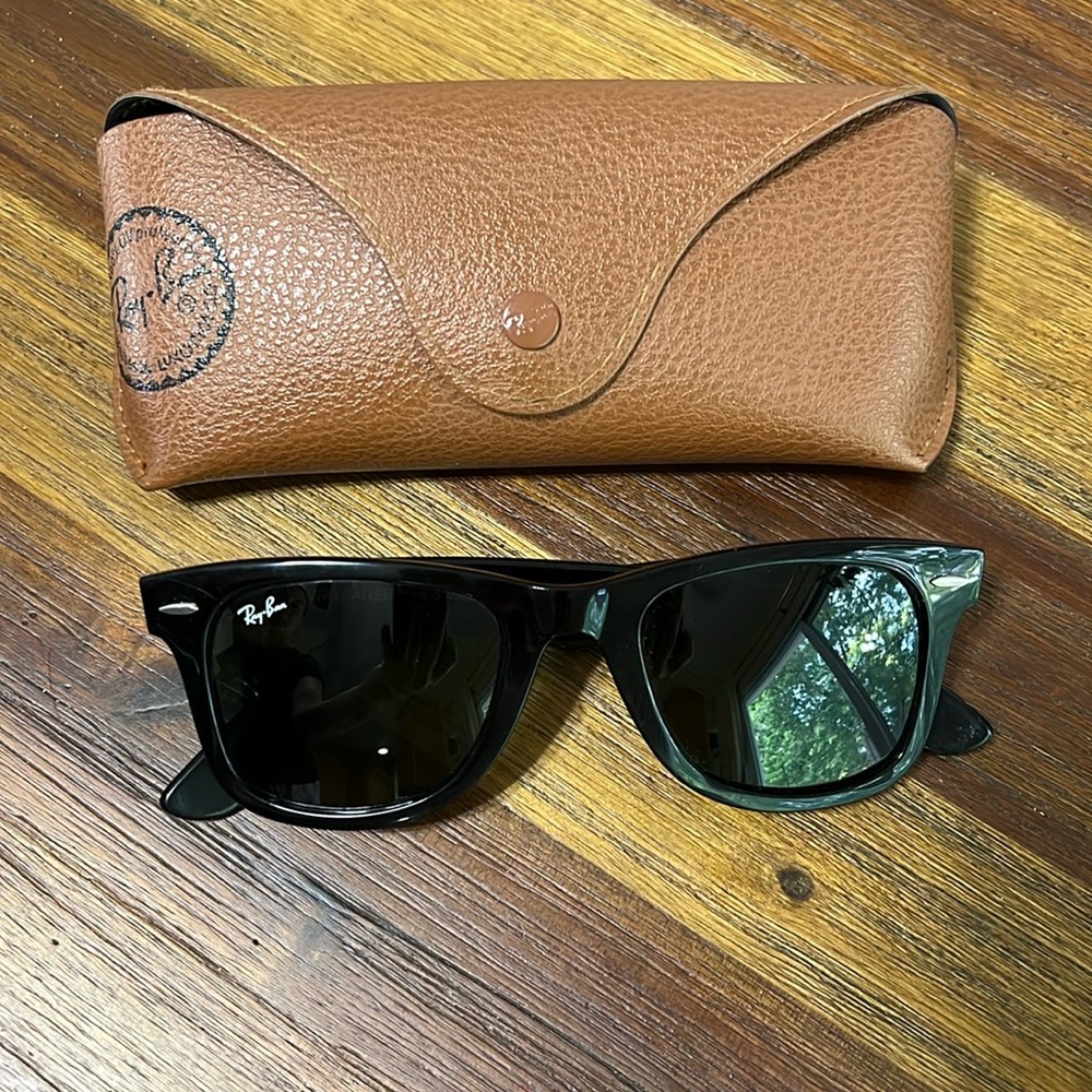 Ray-Ban RB2140 Original Wayfarer Sunglasses